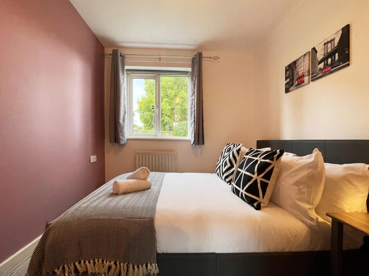 Jessica'S Place At Whitechapel ลอนดอน ภายนอก รูปภาพ